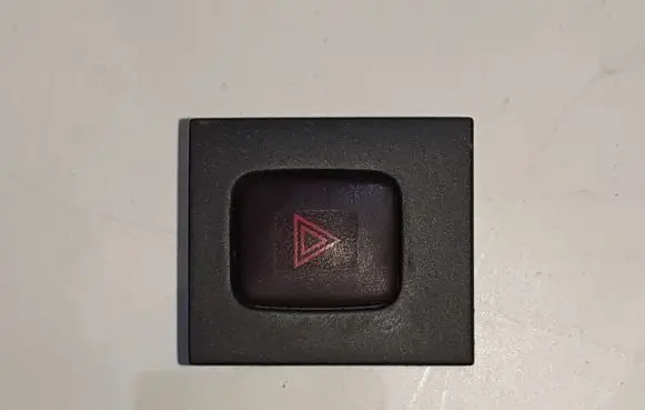 Volvo XC70 Hazard light switch 30710106