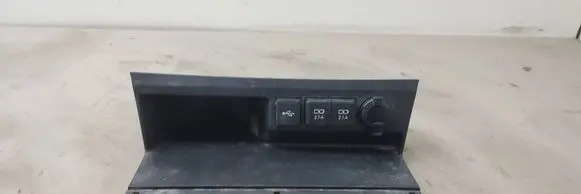Toyota Highlander XU70 USB socket connector 855320E010 20713 D076906