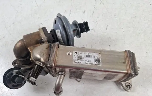 BMW 3 E90 E91 EGR valve cooler 7797371 K9950006 BD0401