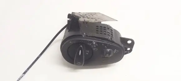 Ford Focus Light switch 98ag13a024ch 04052524