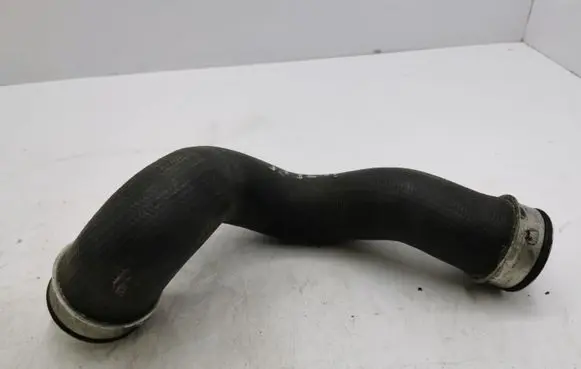 Mercedes-Benz CLK A209 C209 Intercooler hose/pipe A2035283382