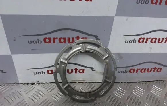 Nissan Qashqai In tank fuel pump screw locking ring/nut 441000JAA H67B
