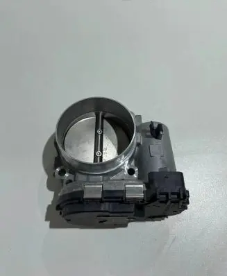 Mercedes-Benz C AMG W205 Throttle valve A2761410125