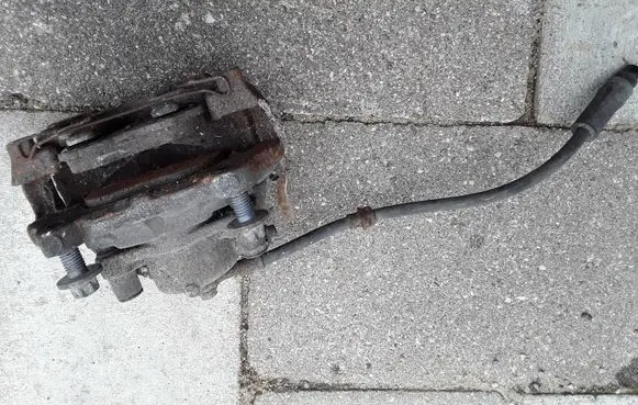 Cadillac BLS Front brake caliper