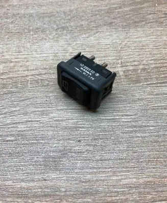 Volvo S40, V40 Electric window control switch 821716 03458021