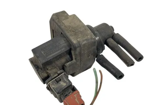 Nissan Navara D40 Secondary air pump 14956EB70B 70221201