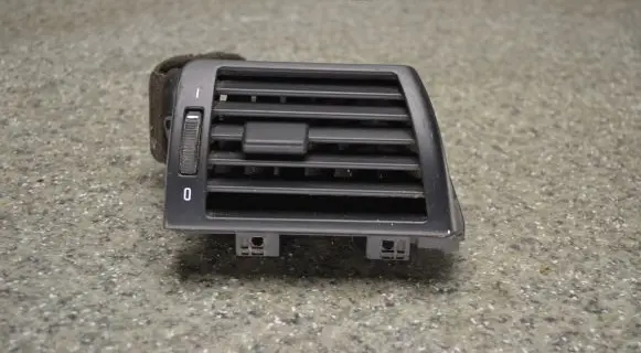 BMW 3 E46 Dash center air vent grill 64228361898 369801