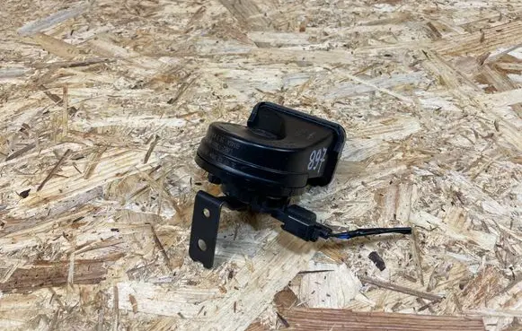 Land Rover Defender Horn signal L8B213801AB
