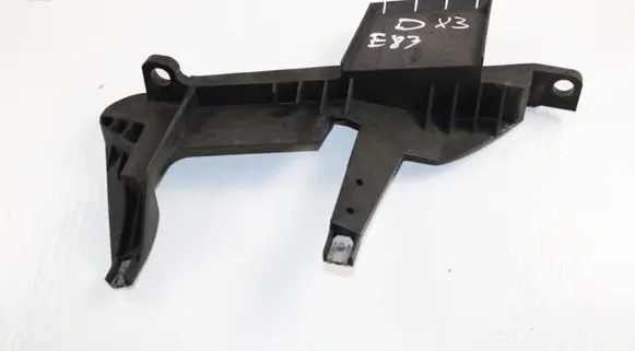 BMW X3 E83 Headlight/headlamp mounting bracket 1301073
