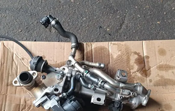BMW 5 GT F07 EGR valve cooler 11717822346 7822346