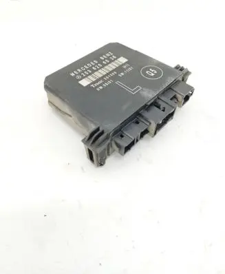 Mercedes-Benz C W203 Door control unit/module 2038206526 351369