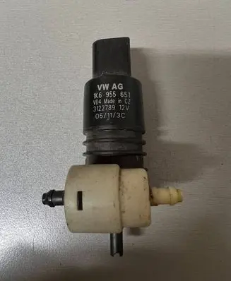 Skoda Roomster (5J) Windscreen/windshield washer pump 1K6955651 3122789