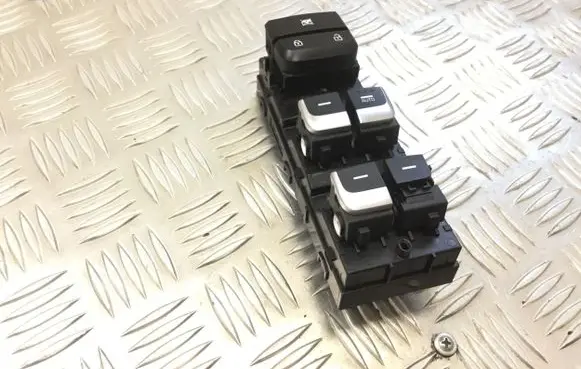 KIA Sportage Electric window control switch 93570F1520