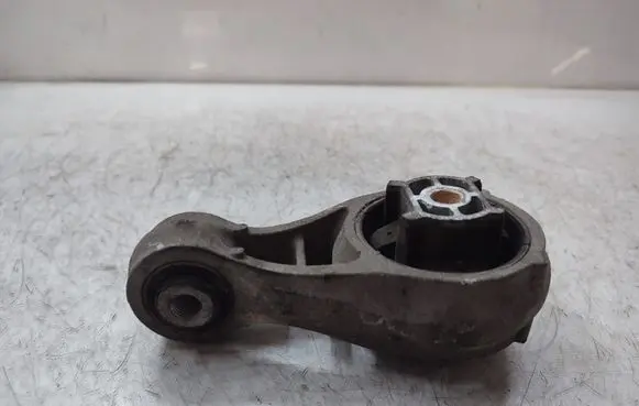 Mini Cooper Countryman R60 Engine mount bracket G2867100