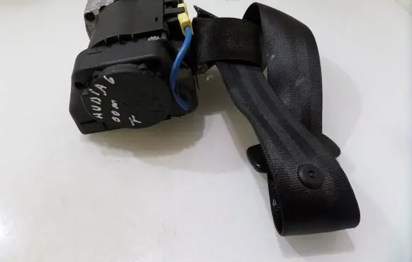 Audi A6 S6 C5 4B Rear seatbelt 4B9857805
