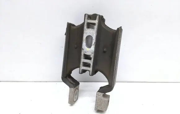 Volvo XC60 Engine mount bracket 31339956