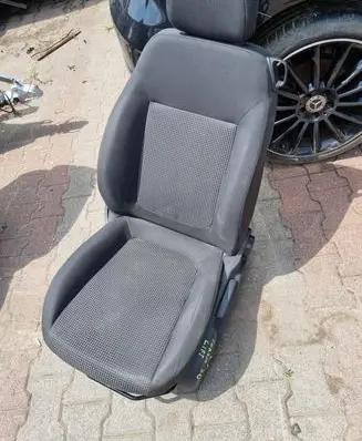 Opel Corsa D Front driver seat 225552252