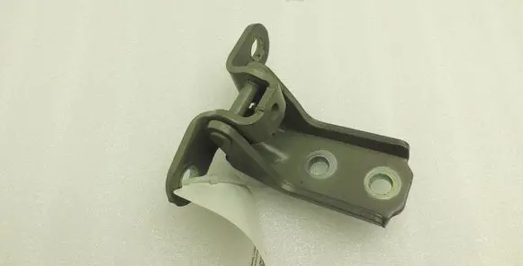 Hyundai Kona I Front door upper hinge