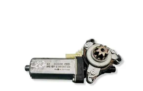 Mercedes-Benz E W212 Seat adjustment motor 0390203001