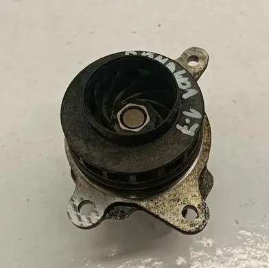 Nissan X-Trail T32 Water pump