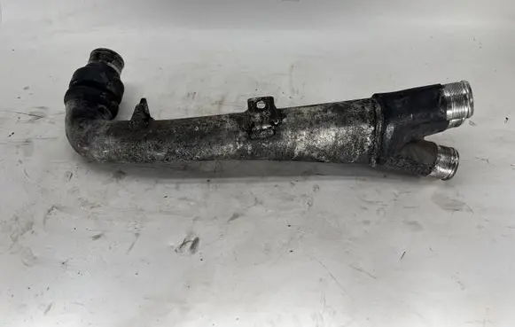 Audi Q7 4L Intercooler hose/pipe 7L6145945H