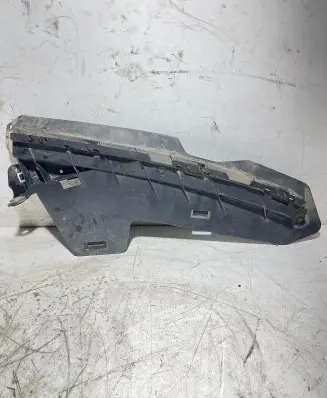 Volvo V70 Front bumper mounting bracket 30796388