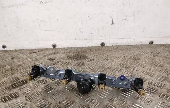 Honda CR-V Fuel injectors set LA15AAS6