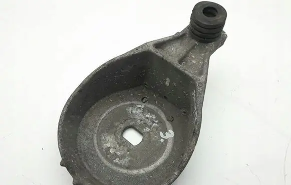 Renault Master II Radiator mount bracket