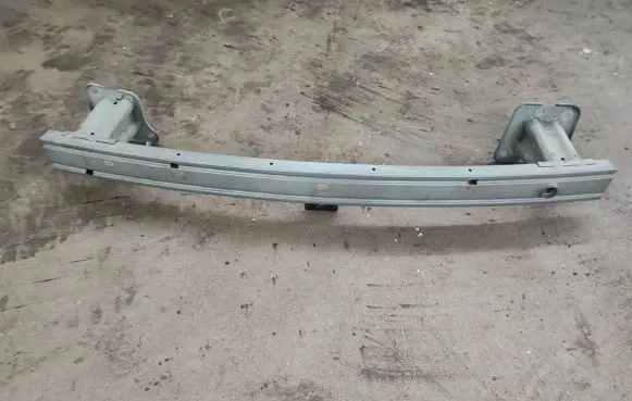 Opel Vivaro Front bumper cross member