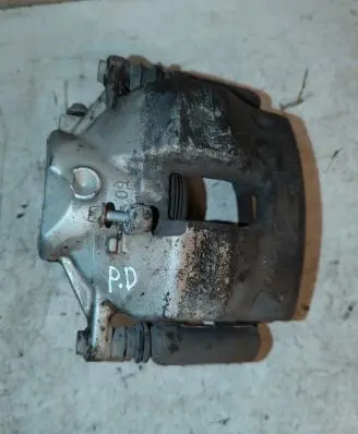 Mercedes-Benz C AMG W204 Front brake caliper