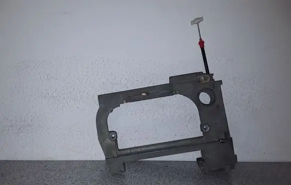 Front door exterior handle/bracket