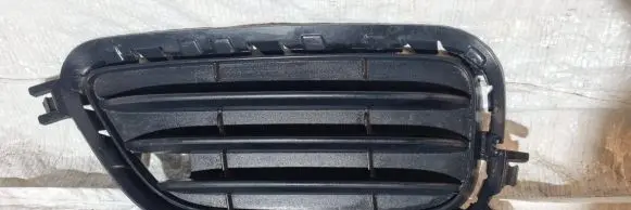 BMW X1 F48 F49 Front bumper lower grill