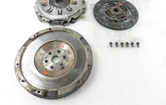 Ford Focus Flywheel 928M6398CB 124011910 323077610