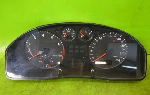 Audi A4 S4 B5 8D Speedometer (instrument cluster) 8D0919861C