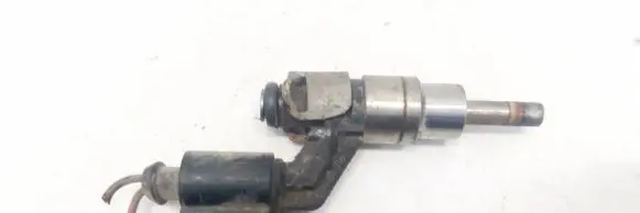 Volkswagen Golf V Fuel injector 03C906036A