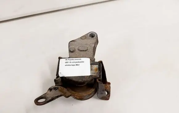 Toyota Avensis T250 Engine mount vacuum valve 