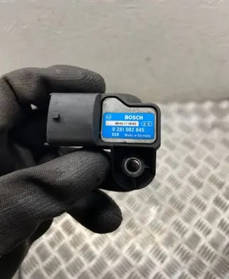 Opel Corsa D Air pressure sensor 0281002845
