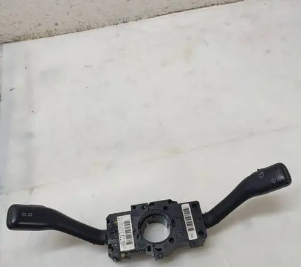 Volkswagen Golf IV Wiper turn signal indicator stalk/switch 8L0953513G 4B0953503F CZK0301202012