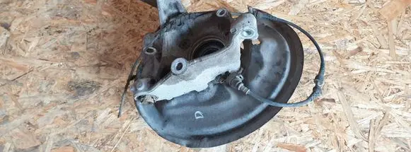 Volkswagen PASSAT B6 Rear wheel hub 3C0505436G