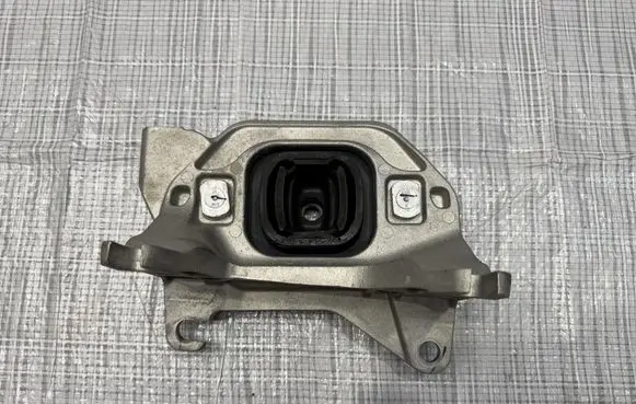 Renault Kangoo II Engine mount vacuum valve 112533243R