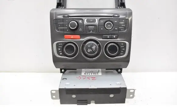 Citroen C4 II Picasso Radio/CD/DVD/GPS head unit 9801189780