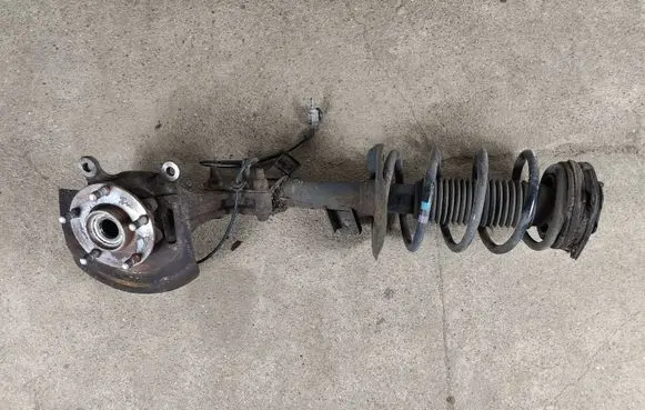 Nissan Qashqai Front wheel hub spindle knuckle