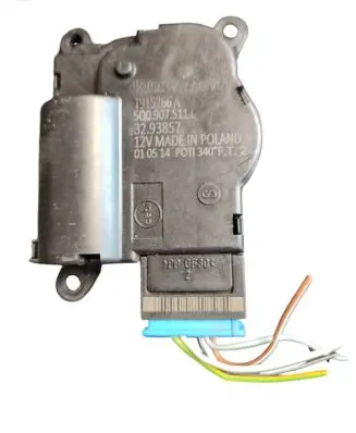 Volkswagen PASSAT B7 Air flap motor/actuator T915266A