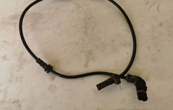 Mercedes-Benz B W245 ABS brake wheel speed sensor A1695401417