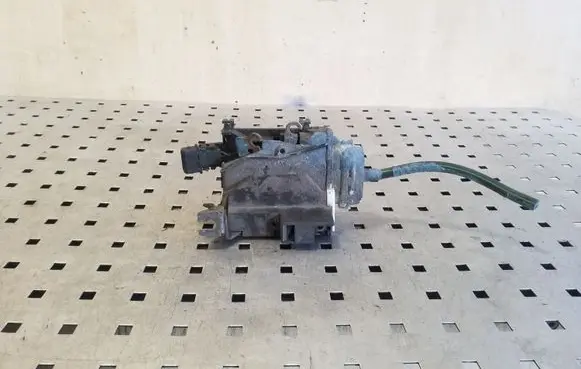 Audi A6 S6 C4 4A Front door lock 4A1837016B