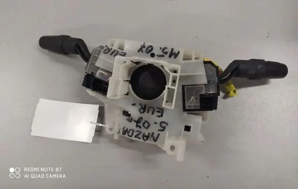 Mazda 5 Wiper turn signal indicator stalk/switch 17D682 17E418