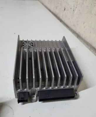 Mercedes-Benz E C207 W207 Sound amplifier A2078205289 A2048700494