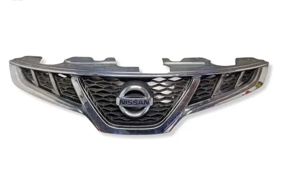 Nissan Murano Z51 Front bumper upper radiator grill 623101A70C