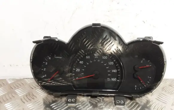 KIA Sorento Speedometer (instrument cluster) 940072P010