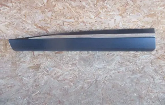 Nissan Rogue Front door trim (molding) 80871-6RA0B